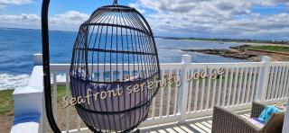 Seafront Serenity Lodge - 0