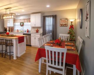 Family Friendly 3BR Knoxville Retreat Holiday Ready, Near UT & Downtown - 8