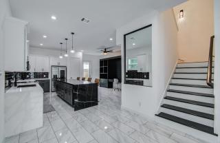 New, Cozy, Luxury Home in HTX - 0