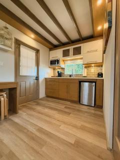 Delightful Sukiya Tiny House! Japanese Garden in Homestead - Homestead - 8