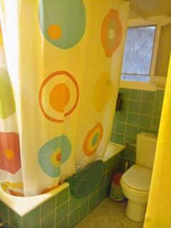 Creative & Colourful! 55sqm Apartment in Kypseli! - 5