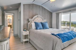 Lake View and Game Room on 3 half Acres, Near Marina - 3