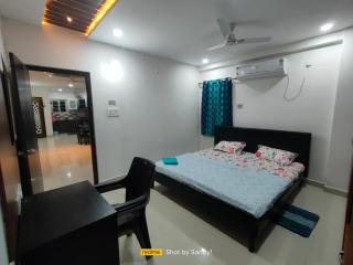 Cozy 3BHK Stay Near US Consulate, Nallagandla - 3
