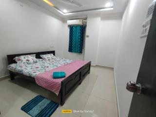 Cozy 3BHK Stay Near US Consulate, Nallagandla - 8