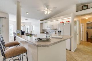 3 Mi to Sun Splash Waterpark Canal-View Oasis! - 4