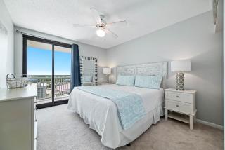 Windward Pointe 906 - 3