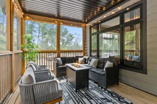 Luxe Forest Retreat HotTub, Sauna, PoolTable, View - Dwight - 8