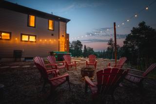 Luxe Forest Retreat HotTub, Sauna, PoolTable, View - Dwight - 1