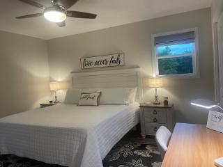 Rose Hill Farm Retreat in Amish Community - 1