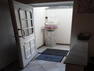 Tranquil Getaway in Scenic Roes - 4