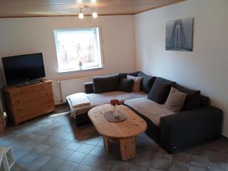 Tranquil Getaway in Scenic Roes - 3