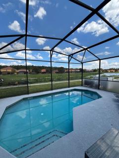 Resort 4 Br 3 Ba Private Pool Home & Lake View near Disney & Universal - 0