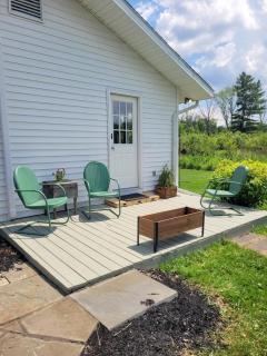 Cozy Country Cottage - 7