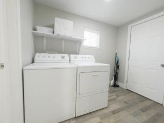 Country Living 3BR with fenced yard on Mooney - 7