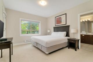 Peaceful Oasis Chic 2Bedroom Comfort - Harrison Hot Springs - 2