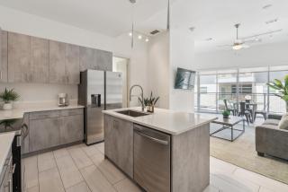 Chic Modern Loft Prime Location No 302 - 8
