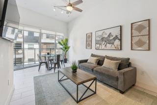 Chic Modern Loft Prime Location No 302 - 3