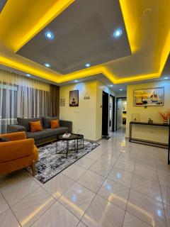 Lipsy Homes - 0