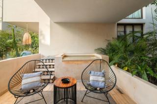 204 Hidden Gem apartment in the heart of Tulum w/ huge private terrace and pool for 6 Pax - 6