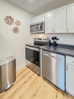 1 BR Fire Pit BBQ Retreat - Evansville - 1