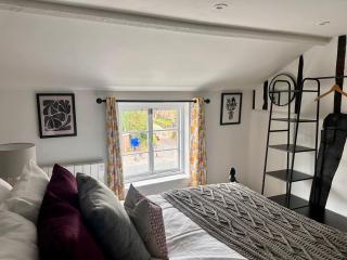 2 Bedroom Cottage in Debenham - The Old Toll House - Debenham - 8