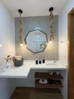 Próximo ao Copacabana Palace e a Praia CM13-1001 - 1