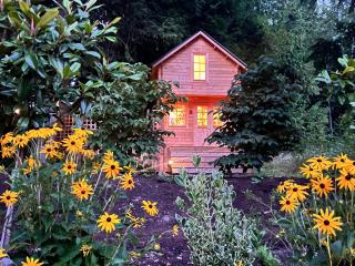 Creekside Bunkies - Roberts Creek - 9