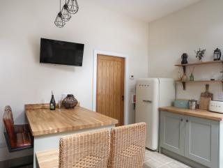Cosy Cottage - 8