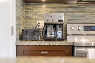 Chic Haven Stylish 3Bedroom - Harrison Hot Springs - 5