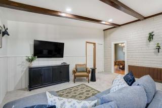 Noble Crest Cozy Apartment for Poker Nights - 9