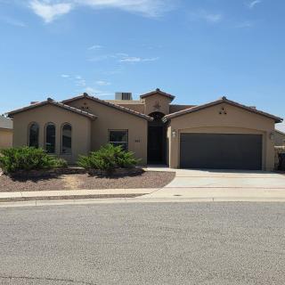 Beautiful Home For Large Family! - 6