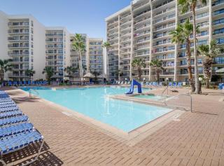 On the beach - Modern Luxury condo - Ocean and Pool Views - South Padre Island - 6