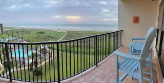 On the beach - Modern Luxury condo - Ocean and Pool Views - 9