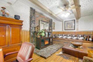 Cozy Corner in Memphis - 4 Miles to Graceland! - 2