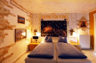 Schlagerschloss Hotel - 0