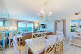 Regency Towers 910 - 2