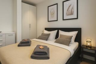Homely! Design Apartment Airport Frankfurt Messe - 9