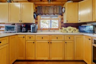 Hager Cabin AND Loft - 4
