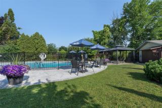 Best Western Parkway Inn & Conference Centre - 1