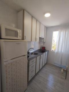 Piso con terraza en 1ª linea de playa, 3 habitaciones, 4º piso sin ascensor - 5