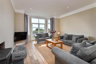 1 Coed y Llyn - 8