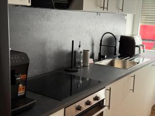 Offenbach 200m2 10 Personen O1 - 4