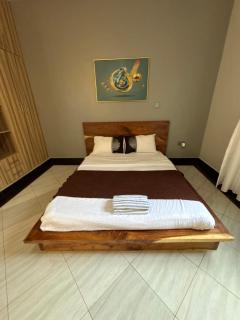 Kisaasi Kyanja Serenity - 7