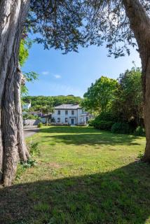 Bloomfield House - 9