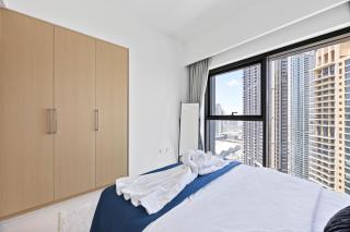 4BR Burj & Fountain View Luxe - 2