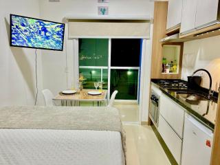 Estúdio Fit Caiobá: aconchegante e bem equipado. - 7