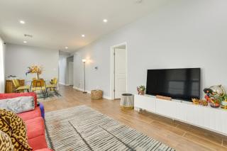 Work & Play: Colorful Home in Heart of NOLA! - 6