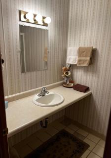 Riverview Lodge - - 1