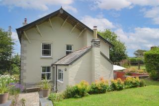 Higher Treliver Farmhouse - 5