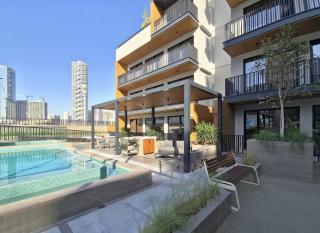 Chic 2BR Flat in Park Lane Dubai - 4